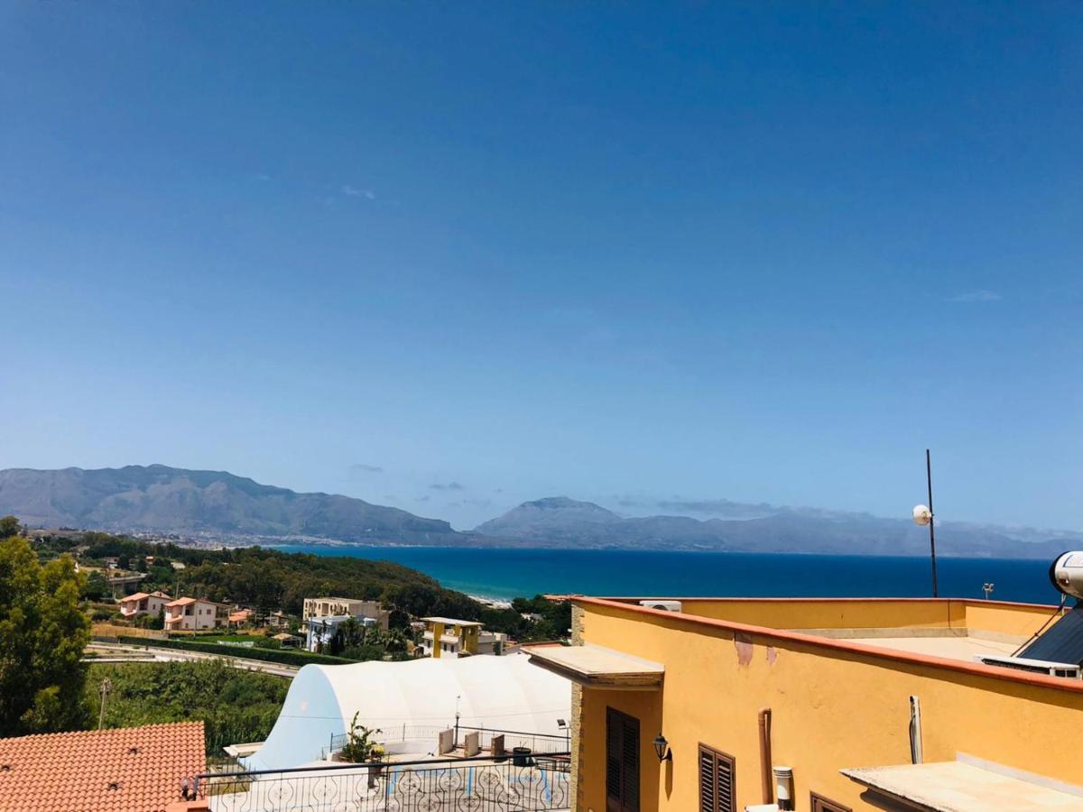 Case Vacanze Piccolo Balestrate Exterior foto