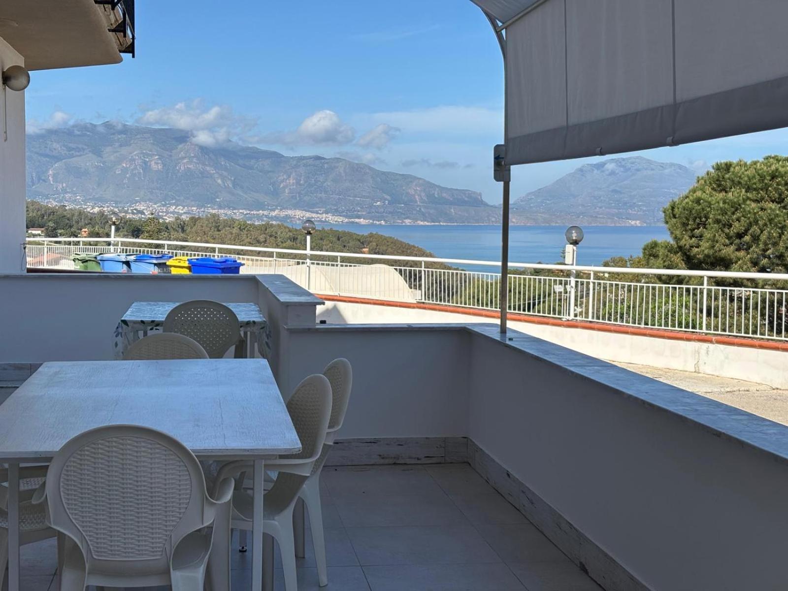 Case Vacanze Piccolo Balestrate Exterior foto